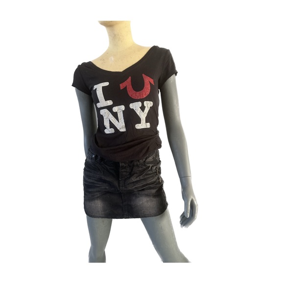 True Religion Tee - Picture 2 of 4